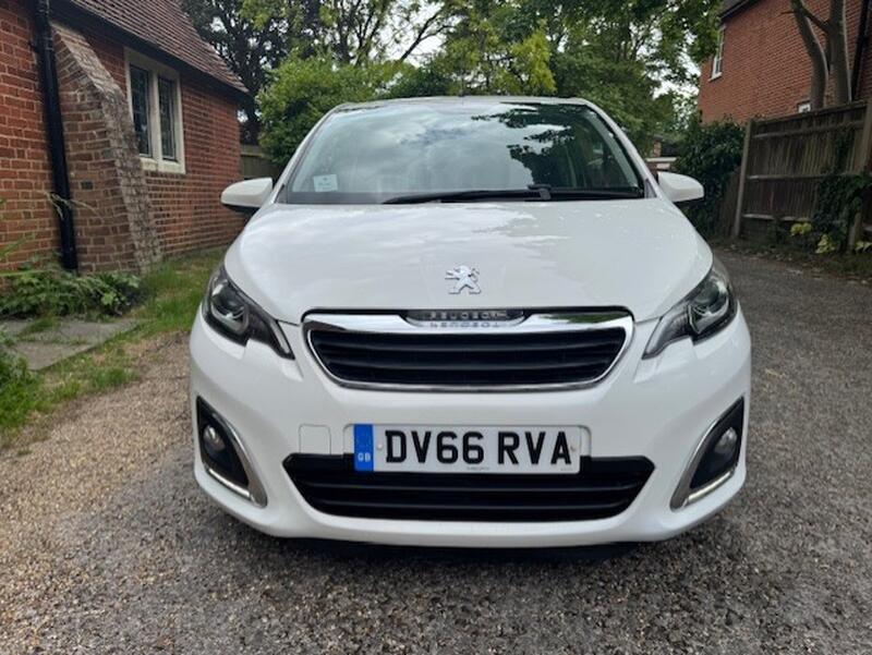 PEUGEOT 108
