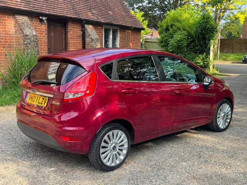 FORD FIESTA