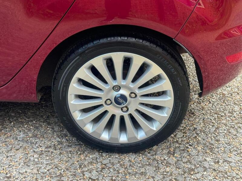 FORD FIESTA