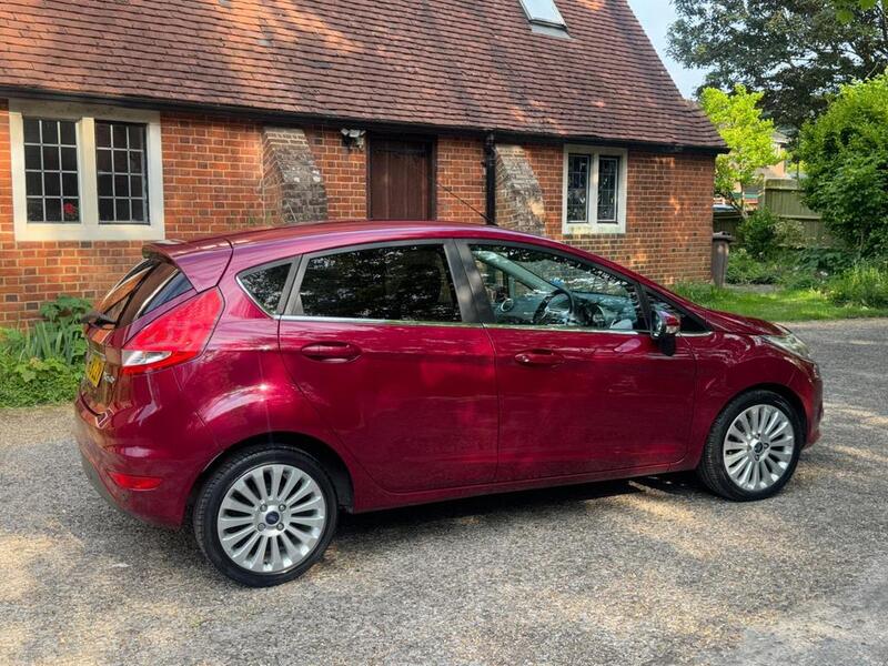FORD FIESTA