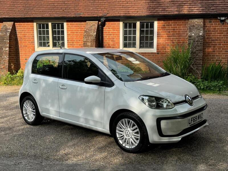 View VOLKSWAGEN UP 1.0 Move up!