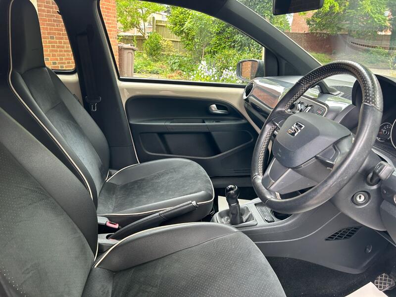 View SEAT MII 1.0 12v by MANGO
