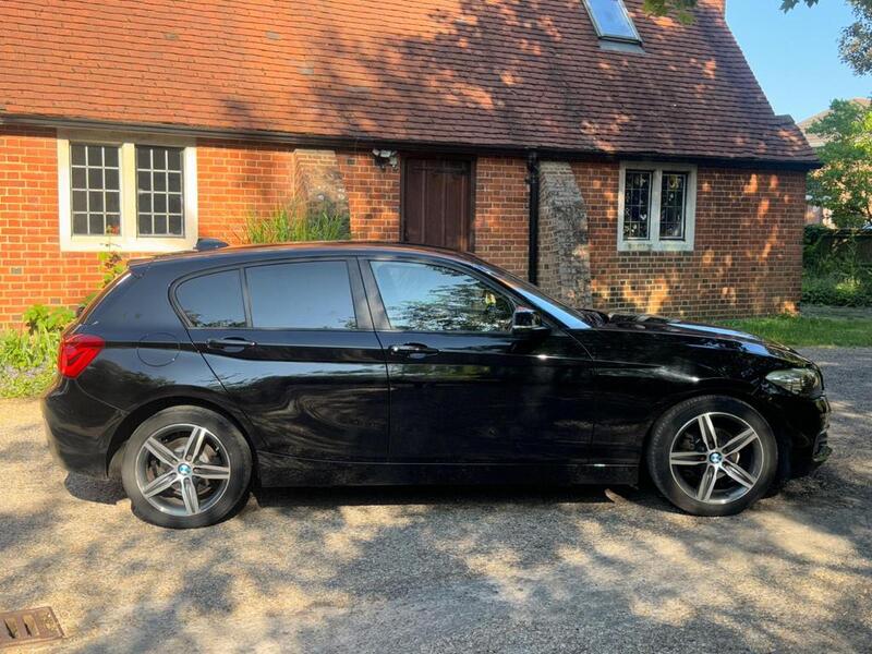 BMW 1 SERIES