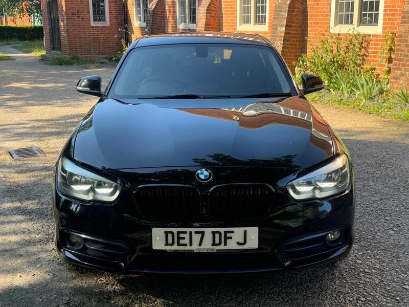 BMW 1 SERIES