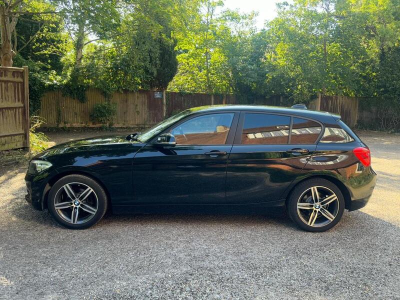 BMW 1 SERIES