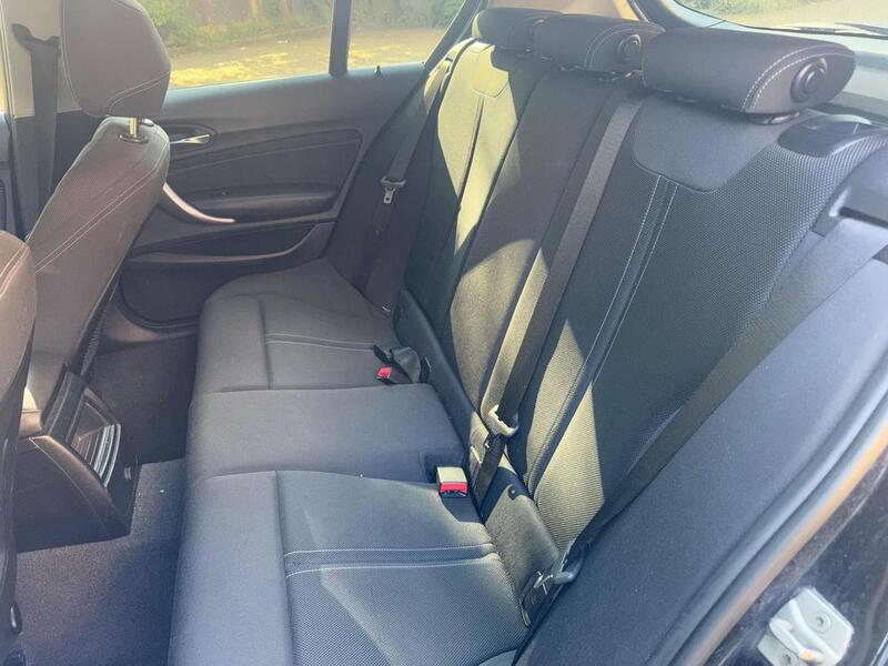 BMW 1 SERIES