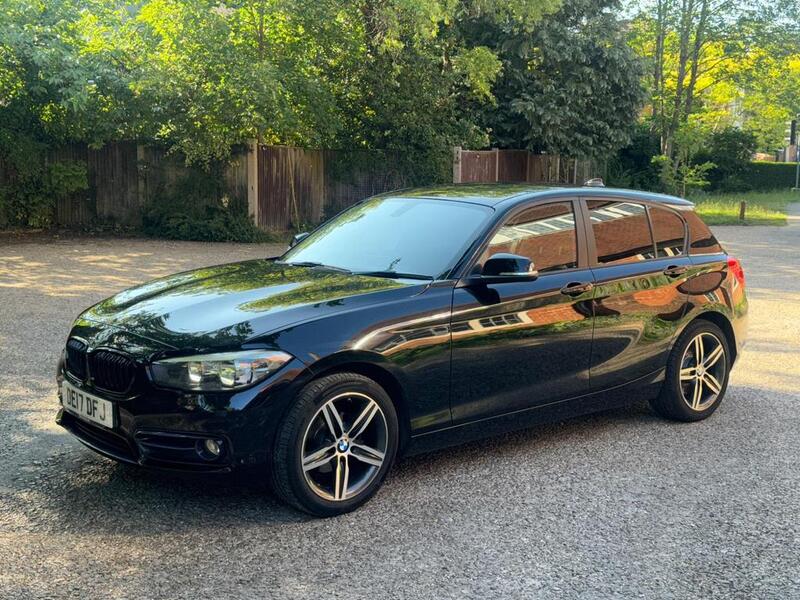 BMW 1 SERIES
