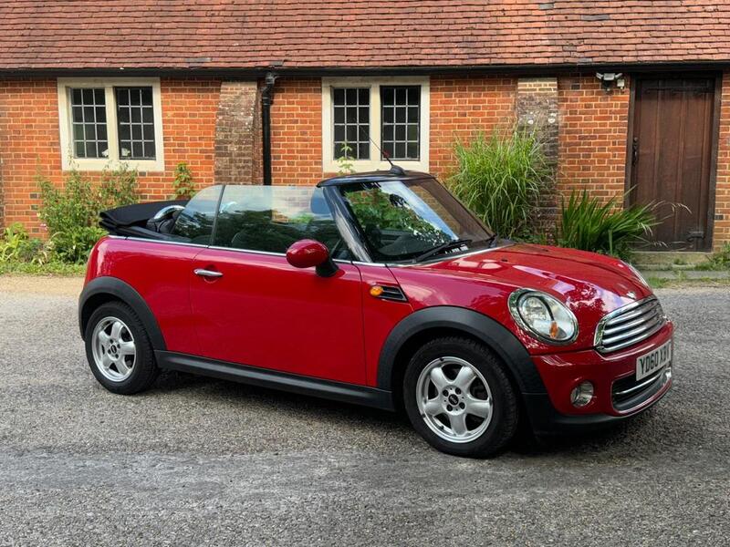 View MINI CONVERTIBLE 1.6 Cooper Convertible