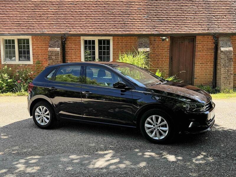 View VOLKSWAGEN POLO 1.0 TSI SE
