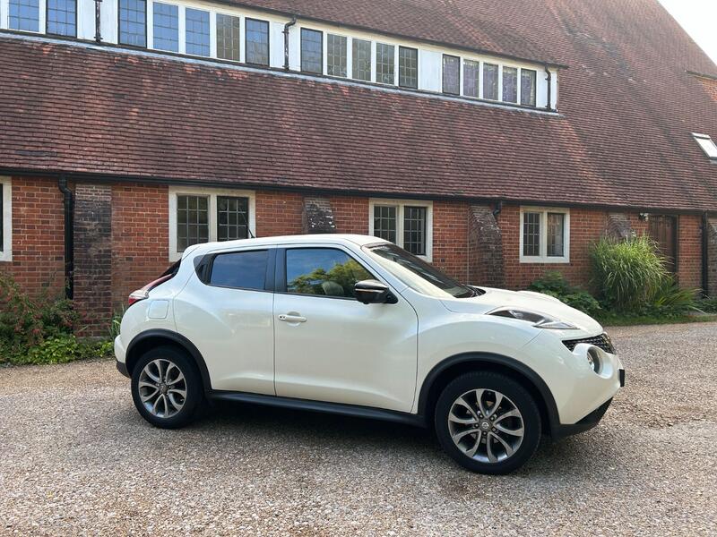 View NISSAN JUKE 1.6 Tekna