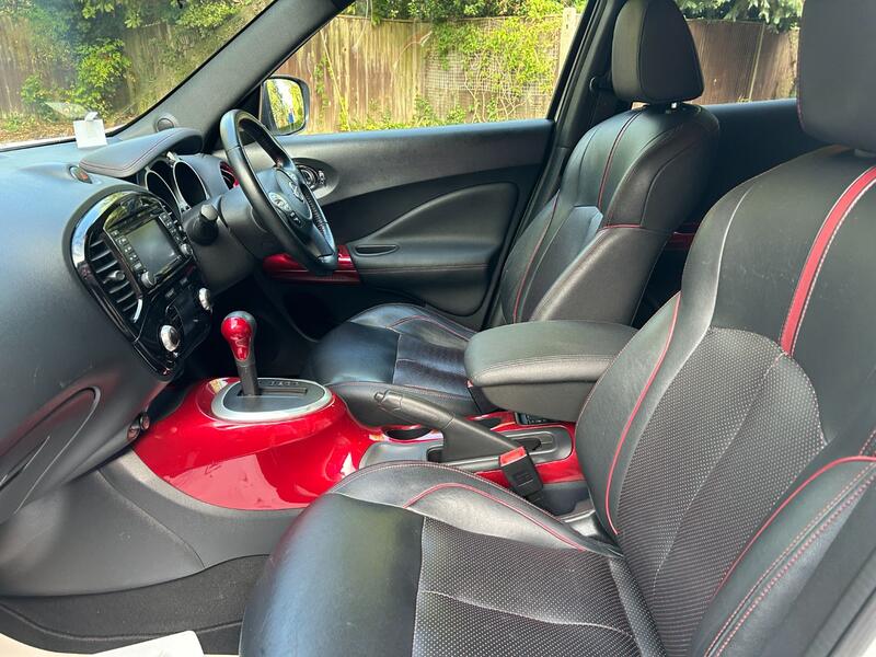 View NISSAN JUKE 1.6 Tekna