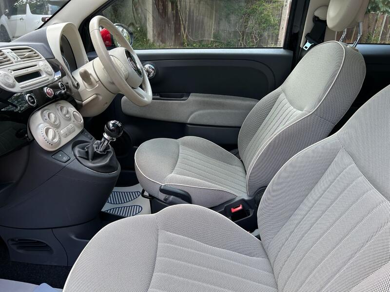 View FIAT 500 1.2 Lounge