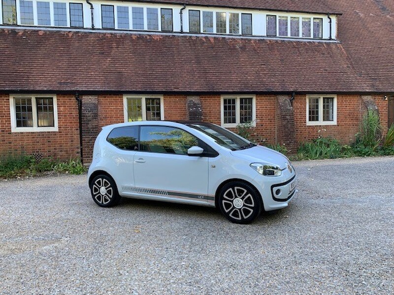 View VOLKSWAGEN UP HIGH UP BLUEMOTION TECHNOLOGY