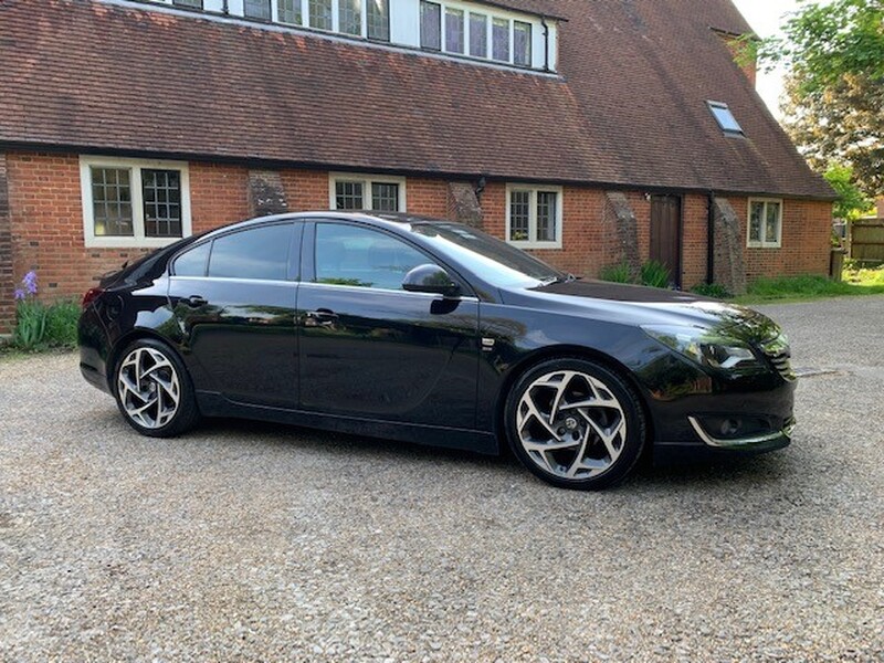 VAUXHALL INSIGNIA