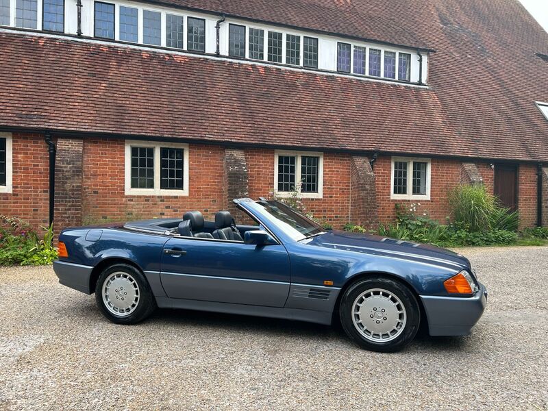 View MERCEDES-BENZ SL SL-24 VALVE AUTOMATIC CONVERTIBLE